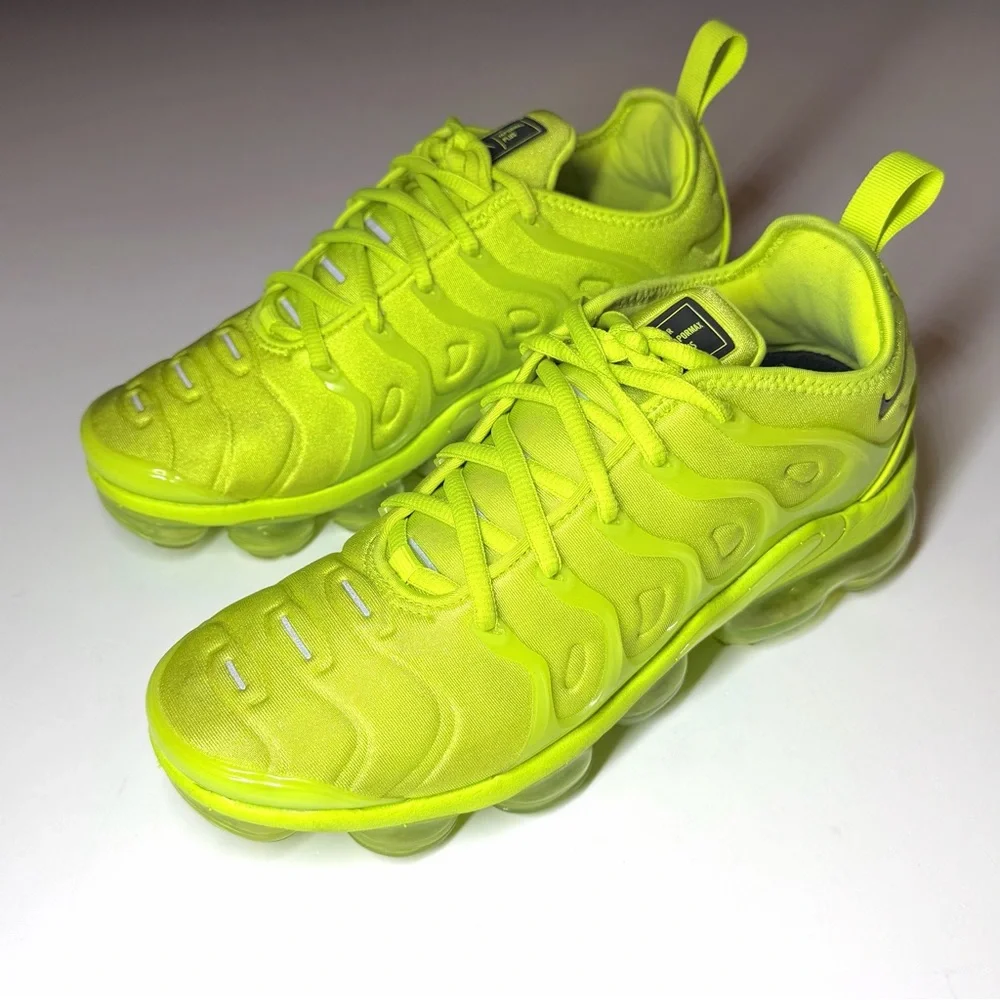 Nike Air Women’s VaporMax Plus Tennis Ball Athletic Sneakers Size- 8 - Picture 6 of 9